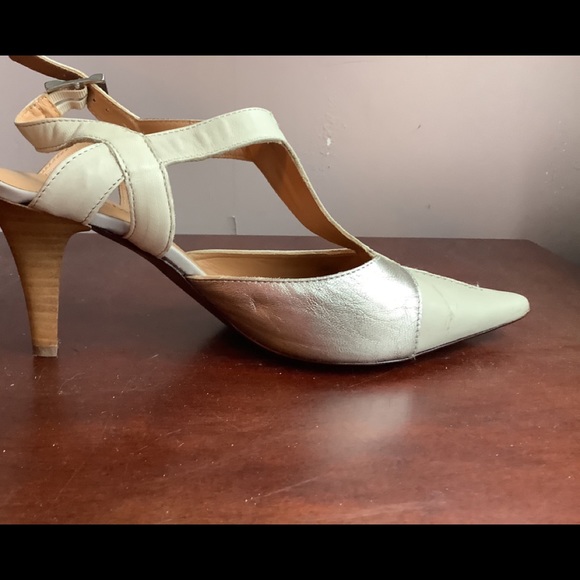 Shoes - Picture 11 of 14